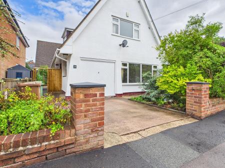3 bedroom Detached house for sale in The Avenue, Rainford, St Helens, WA11