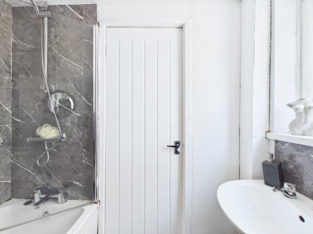 2 bedroom Terraced House for sale in Gleave Street, St Helens Central, St Helens, WA10