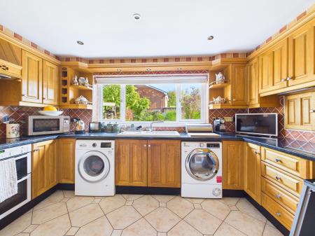 4 bedroom Detached house for sale in Stretton Avenue, St Helens, WN5