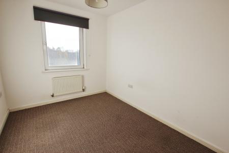 2 bedroom Flat to let in Lower Hall Street, St Helens, WA10