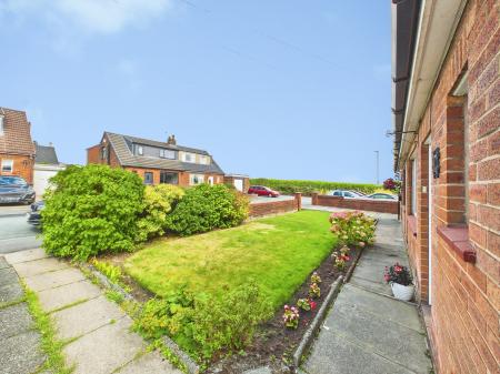 3 bedroom Semi-detached house for sale in Coultshed Avenue, Billinge, Billinge, WN5