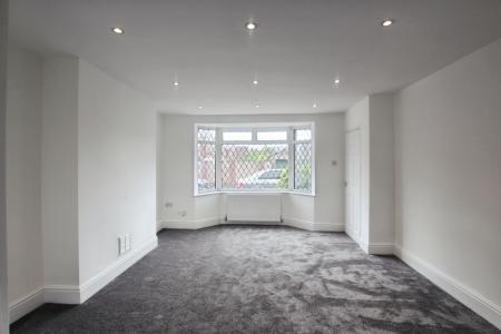 3 bedroom Semi-detached house to let in Dilloway Street, St Helens, WA10