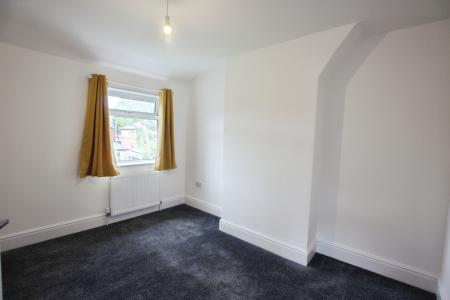3 bedroom Semi-detached house to let in Dilloway Street, St Helens, WA10