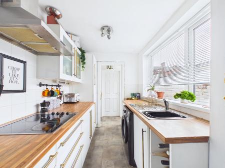 2 bedroom Terraced House for sale in Birchley Street, St Helens Central, St Helens, WA10