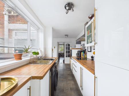 2 bedroom Terraced House for sale in Birchley Street, St Helens Central, St Helens, WA10