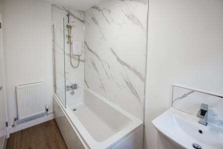 2 bedroom Terraced House to let in West End Road, Haydock, WA11