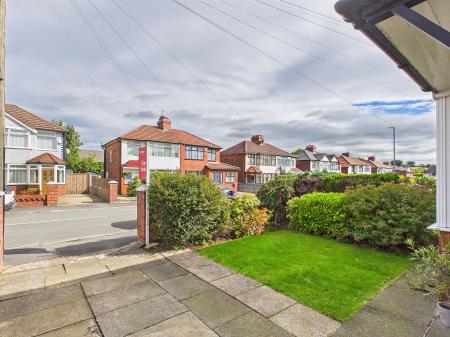 3 bedroom Semi-detached house for sale in Queens Drive, Windle, St Helens, WA10
