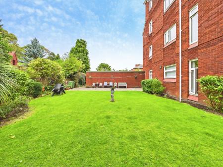 1 bedroom Flat for sale in Holly Mount Laurel Road, West Park, St Helens, WA10