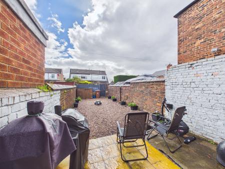 2 bedroom Terraced House for sale in Clipsley Lane, Haydock, St Helens, WA11