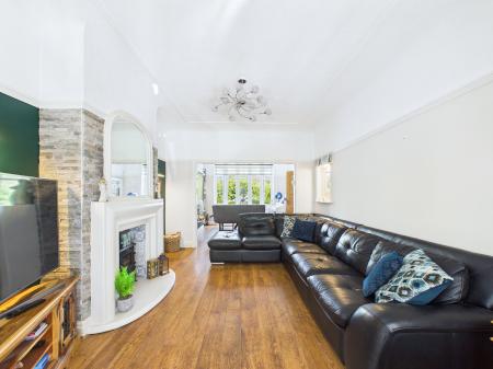 4 bedroom Semi-detached house for sale in St Helens Road, Rainford, St Helens, WA11