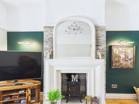 4 bedroom Semi-detached house for sale in St Helens Road, Rainford, St Helens, WA11