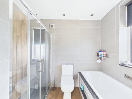 4 bedroom Semi-detached house for sale in St Helens Road, Rainford, St Helens, WA11