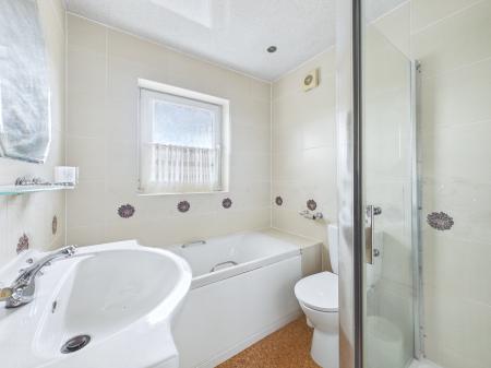 2 bedroom Semi-detached house for sale in Grantham Crescent, Laffak, St Helens, WA11