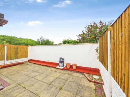 2 bedroom Semi-detached house for sale in Grantham Crescent, Laffak, St Helens, WA11