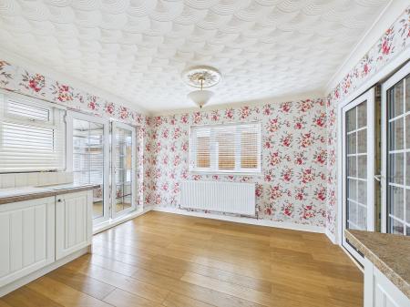 2 bedroom Semi-detached house for sale in Grantham Crescent, Laffak, St Helens, WA11