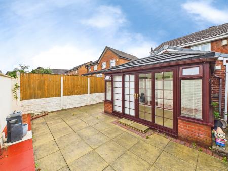 2 bedroom Semi-detached house for sale in Grantham Crescent, Laffak, St Helens, WA11