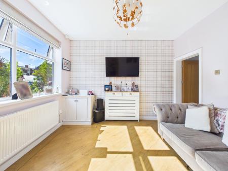3 bedroom Semi-detached house for sale in Doulton Street, West Park, St Helens, WA10