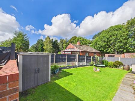 3 bedroom Semi-detached house for sale in Doulton Street, West Park, St Helens, WA10