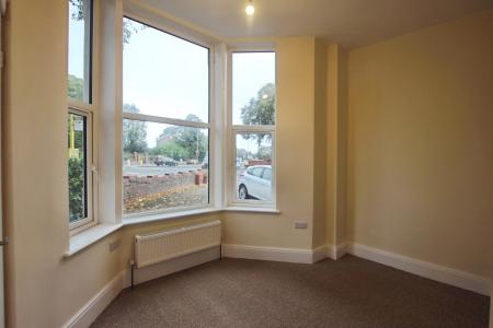 1 bedroom Flat to let in Prescot Road, St Helens, WA10