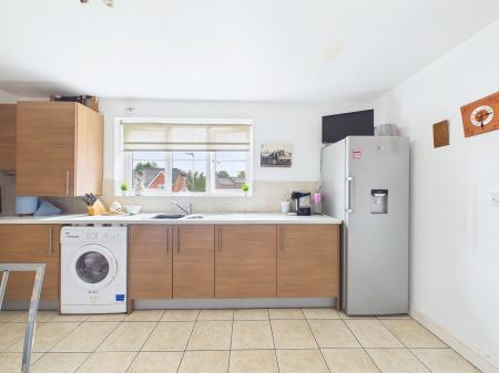 2 bedroom Apartment for sale in Delph Hollow Way, Sutton Park, St Helens, WA9