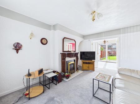 3 bedroom Semi-detached house for sale in Farndon Avenue, Sutton Manor, St Helens, WA9