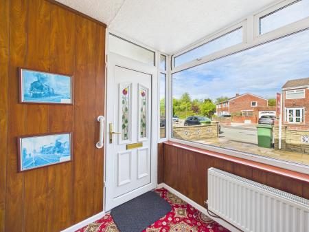 3 bedroom Semi-detached house for sale in Farndon Avenue, Sutton Manor, St Helens, WA9