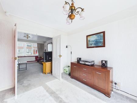 3 bedroom Semi-detached house for sale in Farndon Avenue, Sutton Manor, St Helens, WA9