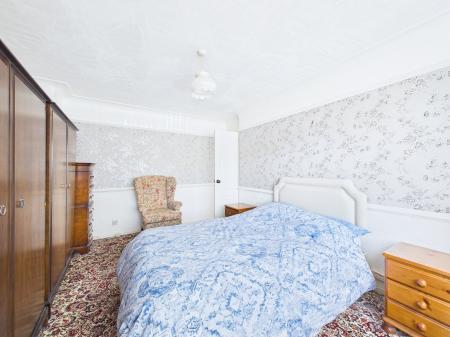 3 bedroom Semi-detached house for sale in Farndon Avenue, Sutton Manor, St Helens, WA9