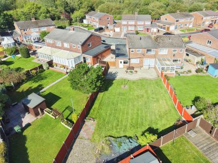 3 bedroom Semi-detached house for sale in Farndon Avenue, Sutton Manor, St Helens, WA9