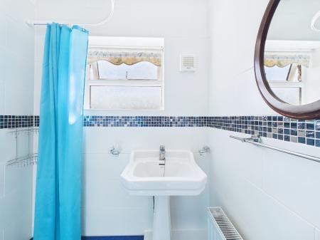 3 bedroom Semi-detached house for sale in Farndon Avenue, Sutton Manor, St Helens, WA9