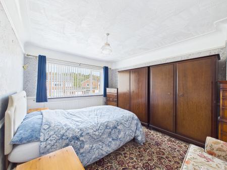 3 bedroom Semi-detached house for sale in Farndon Avenue, Sutton Manor, St Helens, WA9