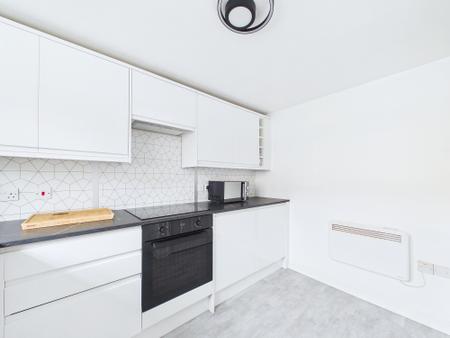 1 bedroom Apartment for sale in Mount Pleasant Avenue, Parr, St Helens, WA9