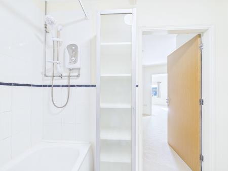 2 bedroom Apartment for sale in Bonnington Close, Eccleston, St Helens, WA10