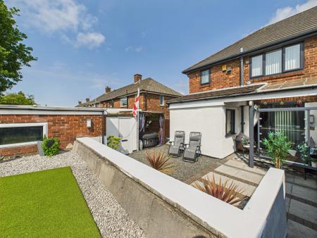 3 bedroom Town house for sale in Hawes Avenue, Carr Mill, St Helens, WA11