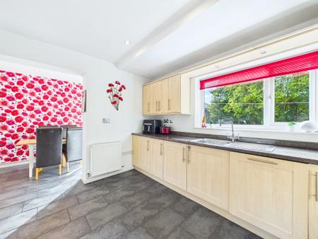 4 bedroom Semi-detached house for sale in Davy Close, Eccleston, St Helens, WA10