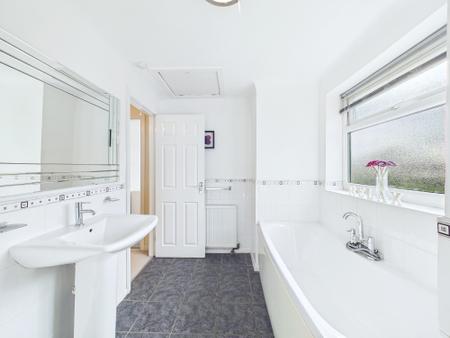 4 bedroom Semi-detached house for sale in Davy Close, Eccleston, St Helens, WA10