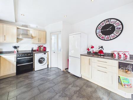 4 bedroom Semi-detached house for sale in Davy Close, Eccleston, St Helens, WA10