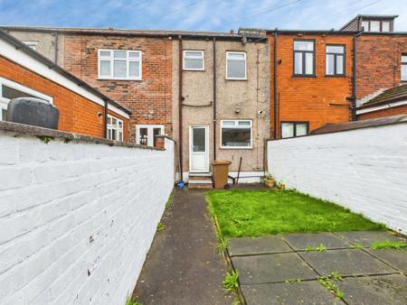 2 bedroom Terraced House for sale in Clipsley Lane, Haydock, WA11
