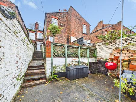 4 bedroom Terraced House for sale in Grange Park Road, St Helens, WA10