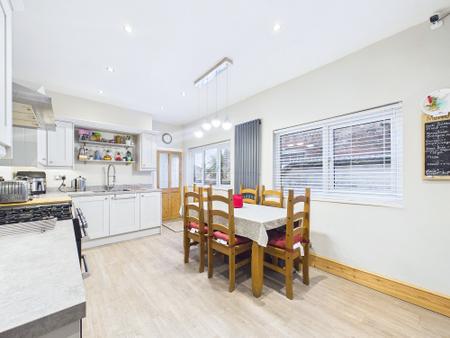 4 bedroom Terraced House for sale in Grange Park Road, St Helens, WA10