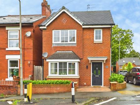 Moss Bank Road, St Helens, WA11