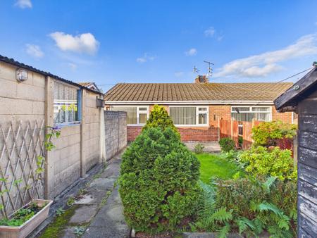 2 bedroom Bungalow for sale in Budworth Avenue, Sutton Manor, St Helens, WA9