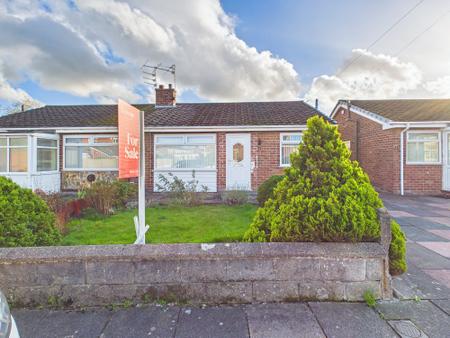 2 bedroom Bungalow for sale in Budworth Avenue, Sutton Manor, St Helens, WA9