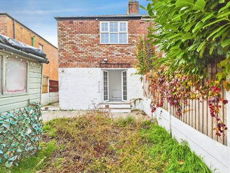 2 bedroom Semi-detached house for sale in South Street, Thatto Heath, St Helens, WA9