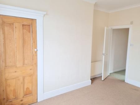 2 bedroom Flat to let in Rowlandson Terrace, Grangetown, Sunderland, SR2