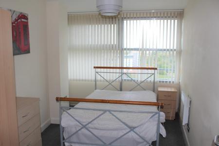 2 bedroom Flat to let in West Wear Street, City Centre, Sunderland, SR1