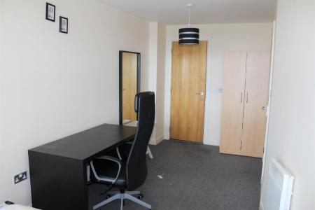 2 bedroom Flat to let in West Wear Street, City Centre, Sunderland, SR1