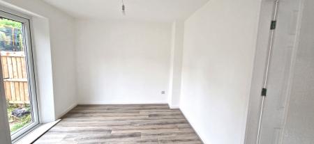 3 bedroom Semi-detached house to let in Ramillies Square, Redhouse, Sunderland, SR5