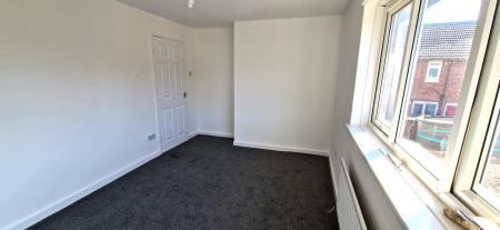 3 bedroom Semi-detached house to let in Ramillies Square, Redhouse, Sunderland, SR5