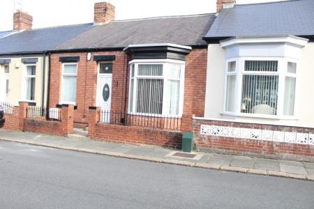 3 bedroom Cottage to let in Abingdon Street, Barnes, Sunderland, SR4